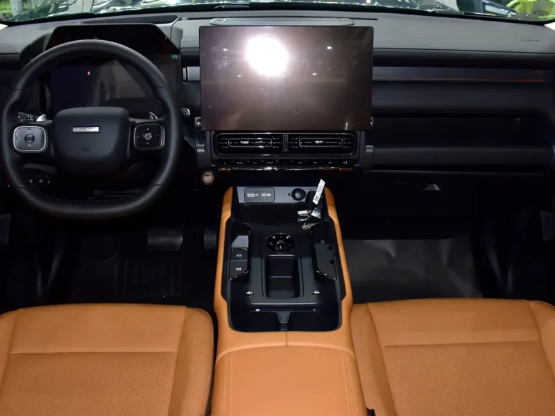 2027 Haval V7 High 4 Cylinders Petrol Engine Gren Tan SUV GCC Specs Automatic