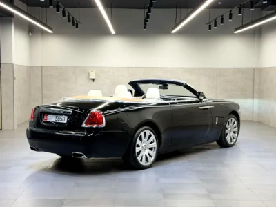 2017 Rolls-Royce Dawn Standard 12 Cylinders Petrol Engine Black White Convertible Korean Specs