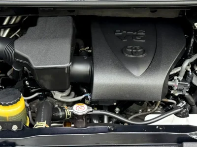 2022 Toyota Granvia Premium 6 Cylinders Petrol Engine Black Van GCC Specs Perfect Condition