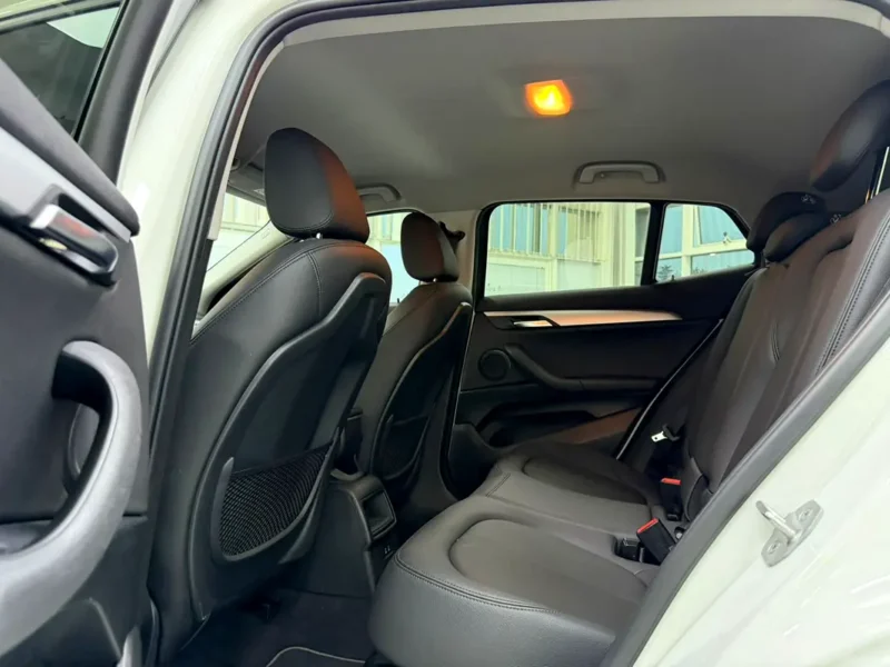 2020 BMW X2 sDrive20i 4 Cylinders Petrol Engine White Black SUV GCC Specs Perfect Condition