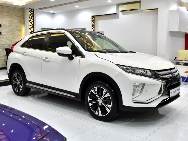 2019 Mitsubishi Eclipse Cross GLX 4 Cylinders Petrol Engine White Black Crossover GCC Specs