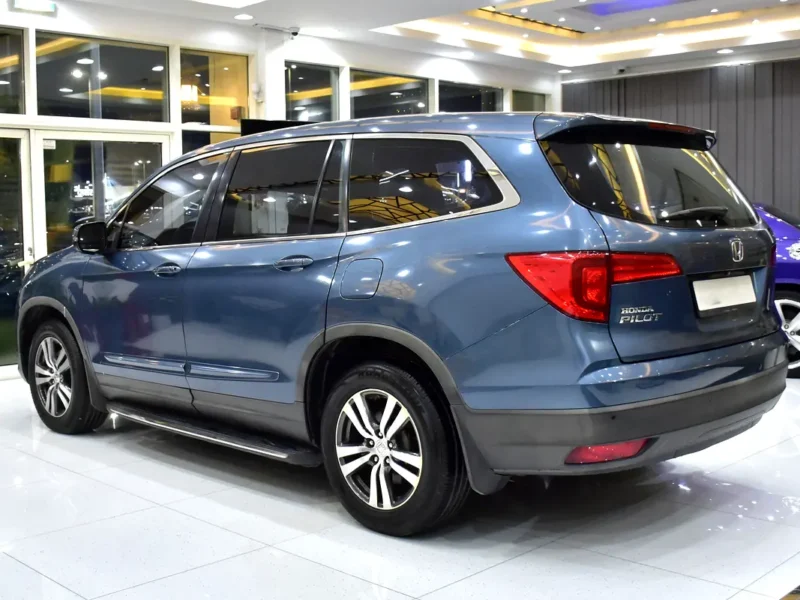 2016 Honda Pilot EX 6 Cylinders Petrol Engine Blue Beige SUV GCC Specs Automatic