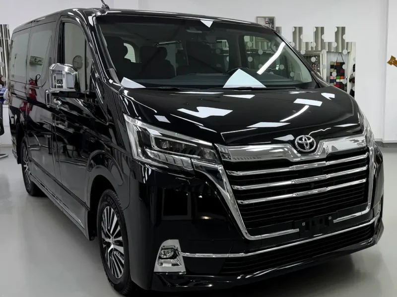 2022 Toyota Granvia Premium 6 Cylinders Petrol Engine Black Van GCC Specs Perfect Condition
