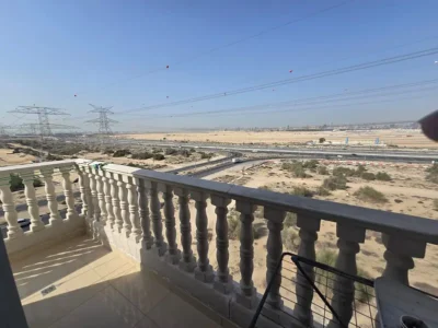 Spacious 2 Bed + Maid | 1496sft | Balcony | Car Parking | Excellent ROI | Sale @ AED 1.07M (Net)