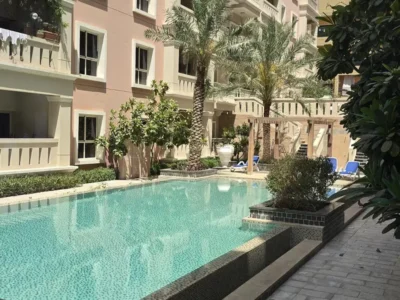 Spacious 2 Bed + Maid | Family Building | 1641 sq. ft. | Balcony | Car Park | Selling @ 1.175M (net)