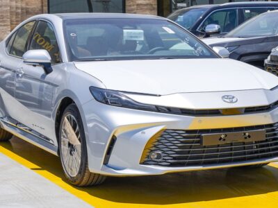 2026 Toyota Camry 4 Cylinder Petrol Engine Silver Tan Sedan GCC Specs Automatic