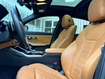 2020 BMW 3-Series 330i 4 Cylinders Petrol Engine Blue Brown Sedan GCC Specs Perfect Condition