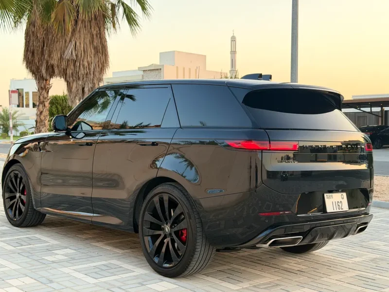 2024 Land Rover Range Rover Sport P400 Dynamic HSE 6 Cylinders Engine Black Maroon SUV