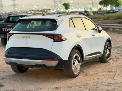 2026 KIA SPORTAGE 2.0 Litres 4 Cylinders Petrol Engine White Tan SUV GCC Specs
