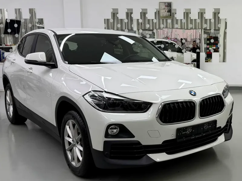 2020 BMW X2 sDrive20i 4 Cylinders Petrol Engine White Black SUV GCC Specs Perfect Condition