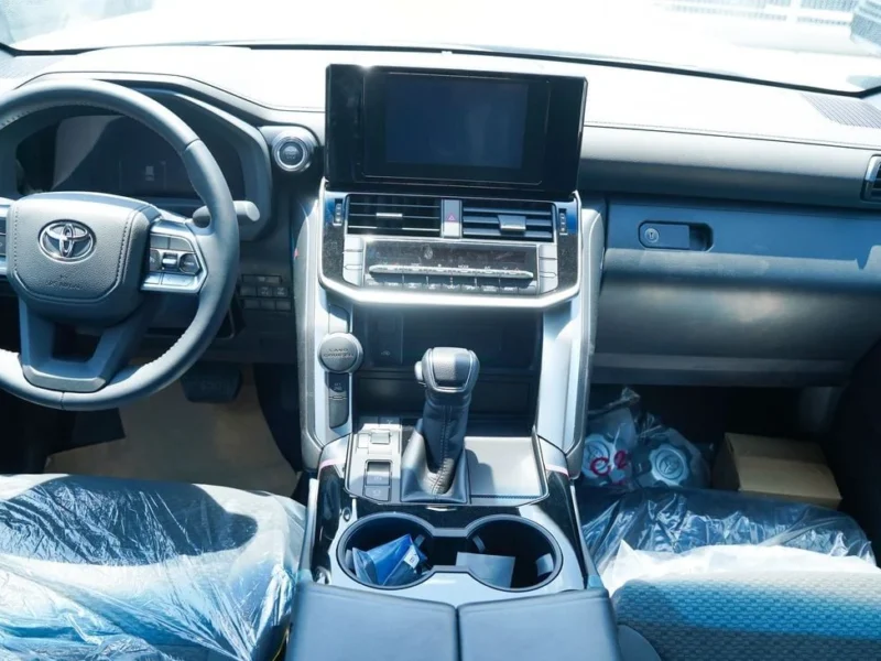 2026 Toyota Land Cruiser 6 Cylinders Petrol Engine White Black SUV GCC Specs Automatic