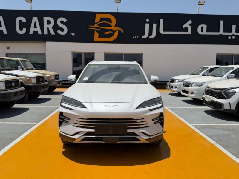 2025 BYD Song Plus 1.5 Litres 4 Cylinders Hybrid Engine White Beige SUV Chinese Specs