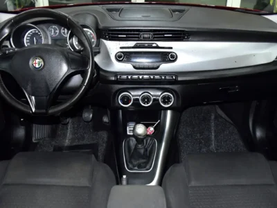 2007 Alfa Romeo GIULIETTA Standard 4 Cylinders Petrol Engine Red Black Hatchback Automatic