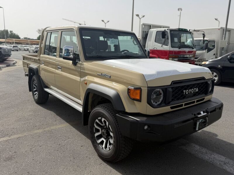 2026 Toyota Land Cruiser 4.0L V6 Double Cab Utility Beige Tan Pickup Trucks GCC Specs