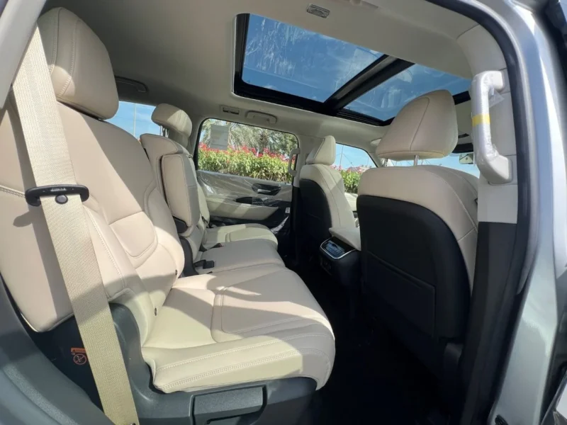 2026 Nissan Patrol LE T2 5.6-liter V8 Petrol Engine Silver Beige SUV GCC Specs Automatic