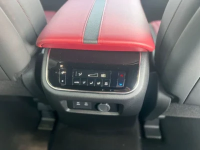 2026 Nissan Patrol LE PLATINUM 3.5-liter V6 Twin Turbo Black Red SUV GCC Specs