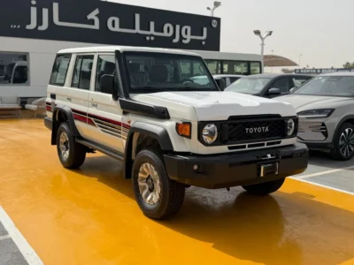 2026 Toyota Land Cruiser 76 2.8-liter 4 Cylinder Diesel White Tan SUV GCC Specs Manual