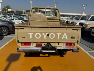 2026 Toyota Land Cruiser 2.8-liter 4-cylinder Turbo Diesel Beige Grey Pickup Truck GCC Specs