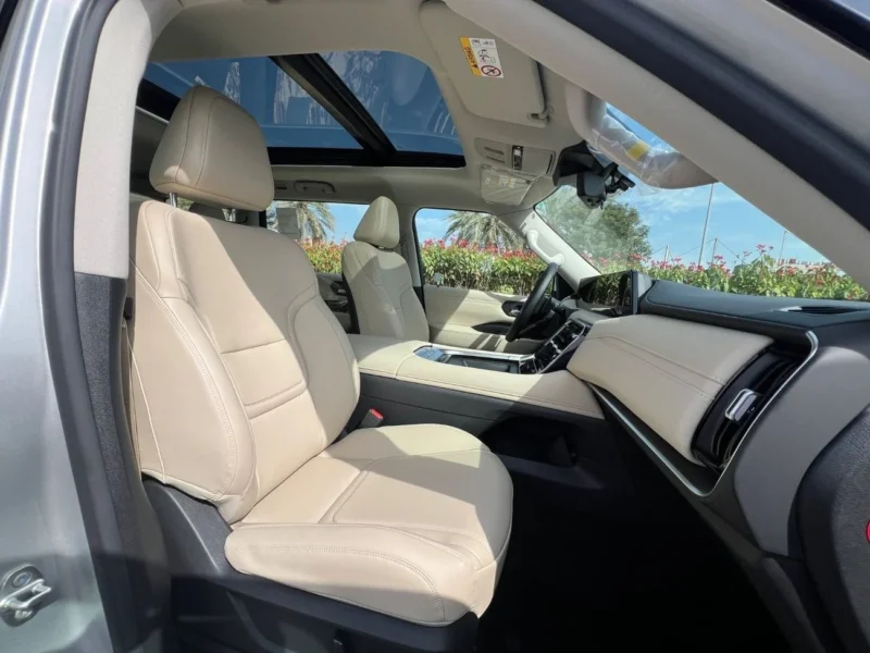 2026 Nissan Patrol LE T2 5.6-liter V8 Petrol Engine Silver Beige SUV GCC Specs Automatic