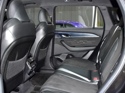 2024 Geely Monjaro GF 4 Cylinders Petrol Engine Black SUV Chinese Specs Automatic