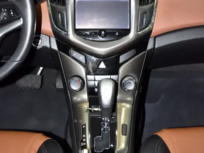 2016 Chevrolet Cruze LT 4 Cylinders Petrol Engine Grey Tan Hatchback GCC Specs Automatic