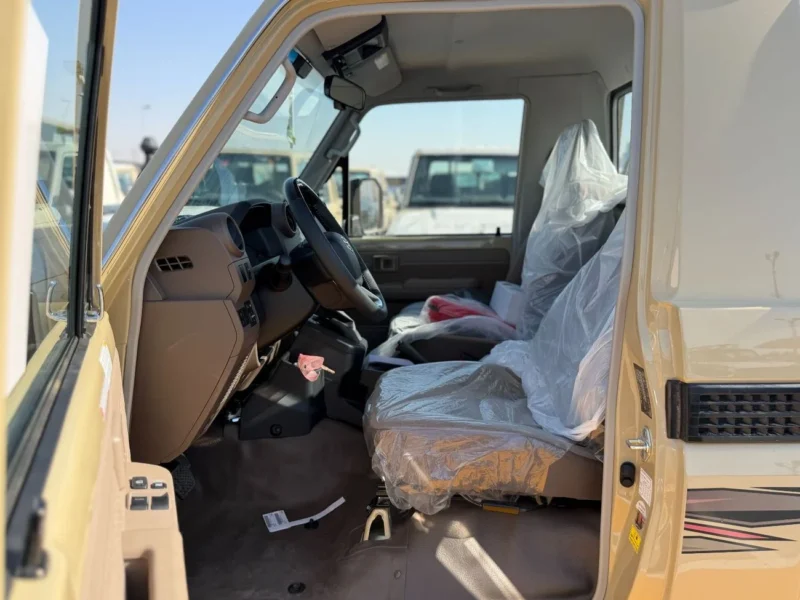 2026 Toyota Land Cruiser 2.8-liter 4-cylinder Turbo Diesel Beige Grey Pickup Truck GCC Specs