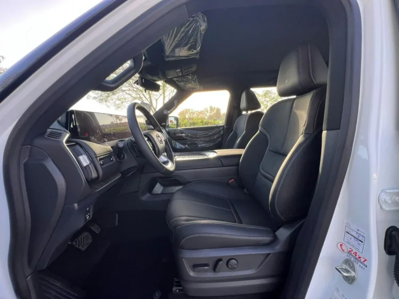 2026 Nissan Patrol SE TITANUM 3.8-liter V6 Petrol Engine Silver Black SUV GCC Automatic