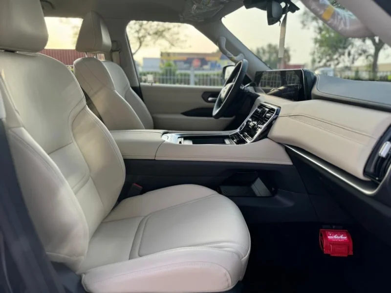 2026 Nissan Patrol SE T2 3.8-liter V6 Petrol Engine Silver Beige SUV GCC Automatic
