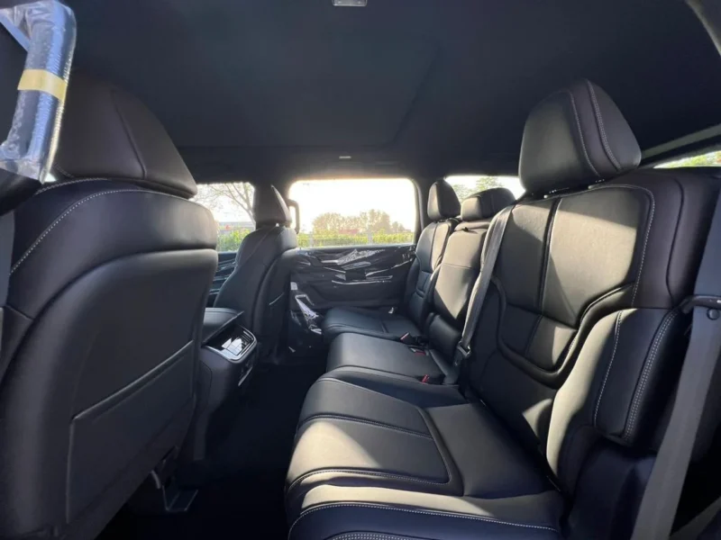 2026 Nissan Patrol SE TITANUM 3.8-liter V6 Petrol Engine Silver Black SUV GCC Automatic