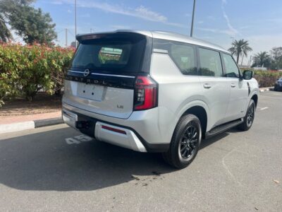 2026 Nissan Patrol LE T2 5.6-liter V8 Petrol Engine Silver Beige SUV GCC Specs Automatic