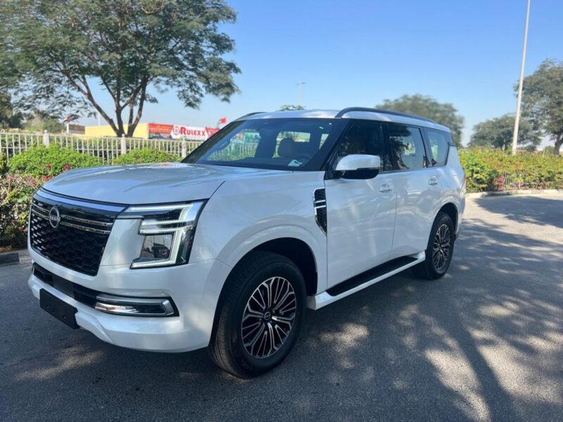 2026 Nissan Patrol SE PLATINUM 3.8-liter V6 Petrol Engine White Red SUV GCC Automatic