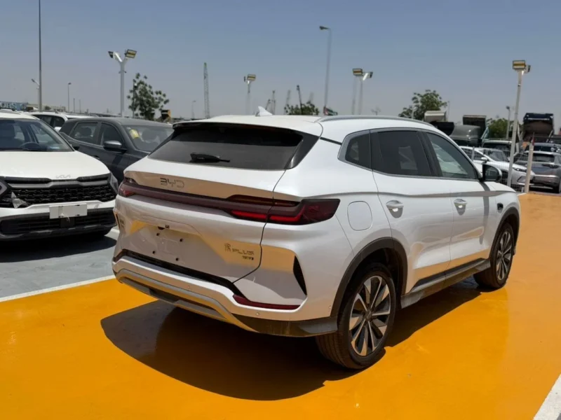 2025 BYD Song Plus 1.5 Litres 4 Cylinders Hybrid Engine White Beige SUV Chinese Specs
