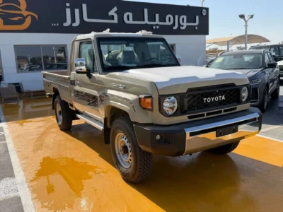 2026 Toyota Land Cruiser 2.8-liter 4-cylinder Turbo Diesel Beige Grey Pickup Truck GCC Specs
