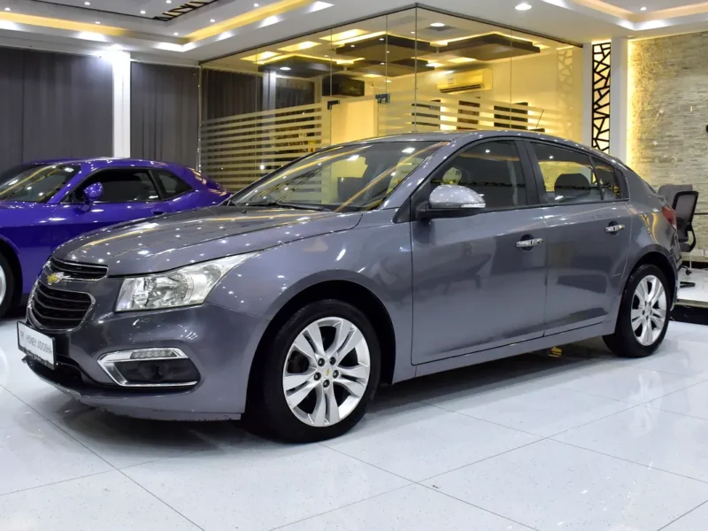 2016 Chevrolet Cruze LT 4 Cylinders Petrol Engine Grey Tan Hatchback GCC Specs Automatic