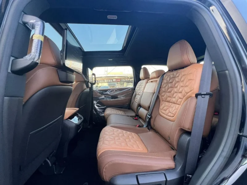 2026 Nissan Patrol LE PLATINUM 3.5-liter V6 Twin Turbo Black Tan SUV GCC Specs