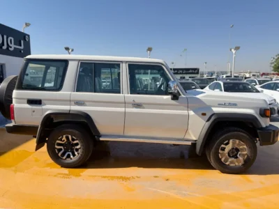 2026 Toyota Land Cruiser 76 2.8-liter 4 Cylinder Diesel White Tan SUV GCC Specs Automatic