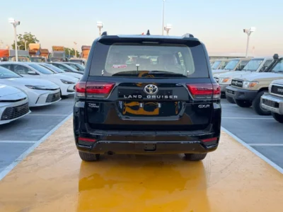 2026 Toyota Land Cruiser GXR 3.5-liter V6 Twin-Turbocharged Petrol Engine Black Beige SUV GCC