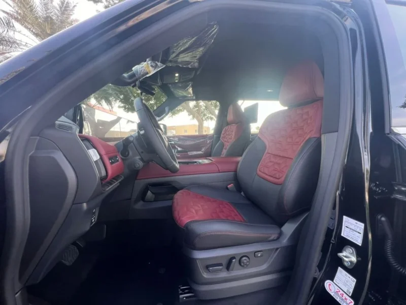 2026 Nissan Patrol LE PLATINUM 3.5-liter V6 Twin Turbo Black Red SUV GCC Specs