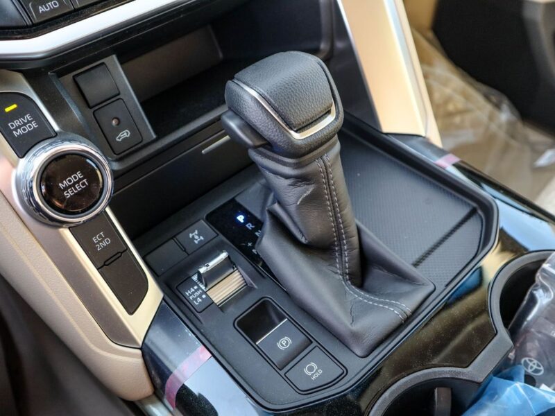 2026 Toyota Land Cruiser GXR 3.5 Litres 6 Cylinders Hybrid Engine White Beige SUV GCC