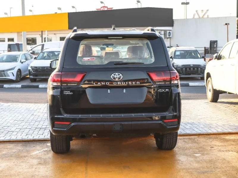 2026 Toyota Land Cruiser GXR 3.5 Litres 6 Cylinders Petrol Engine Black Beige SUV GCC