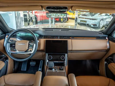 2023 Land Rover Range Rover P400 HSE 6 Cylinders Petrol Engine Gold Brown SUV GCC Specs