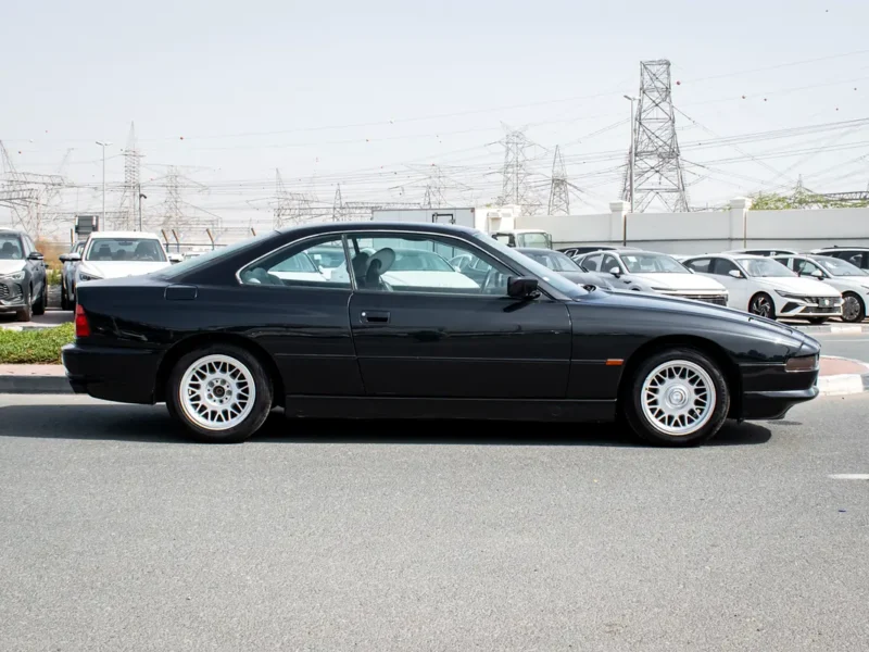 1992 BMW 8-Series 850i 12 Cylinders Petrol Engine Blue White Coupe Japanese Specs Very Clean