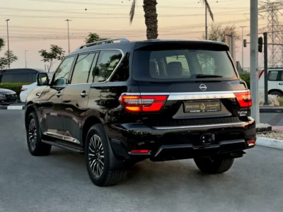 2024 Nissan Patrol LE Platinum City 5.6 Litre V8 Petrol Engine Black Red SUV GCC Specs