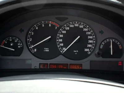 1992 BMW 8-Series 850i 12 Cylinders Petrol Engine Blue White Coupe Japanese Specs Very Clean