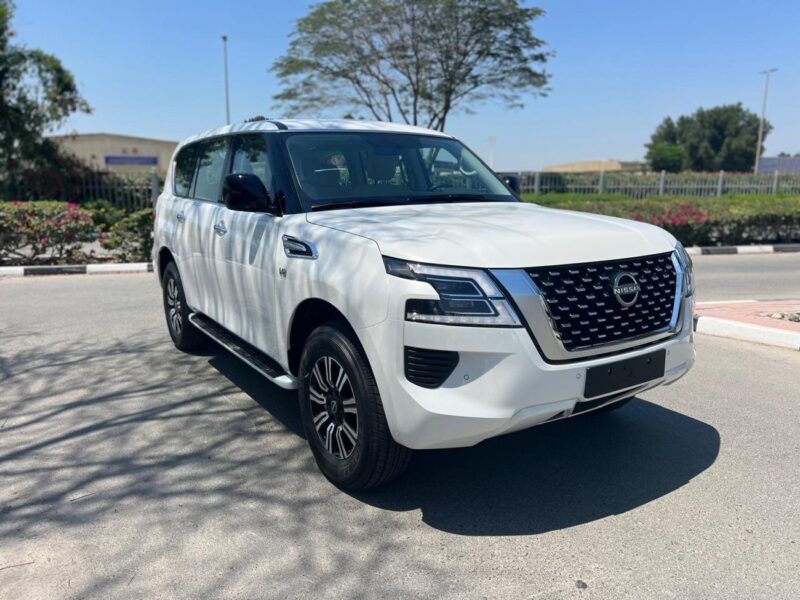 2024 Nissan Patrol LE T2 5.6-liter V8 Petrol Engine White Tan SUV GCC Specs Automatic