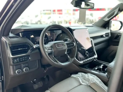 2026 GMC Yukon Elevation SLT 8 Cylinders Petrol Engine Black Beige SUV GCC Specs