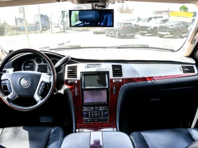 2008 Cadillac Escalade ESV 8 Cylinders Petrol Engine Black SUV Japanese Specs SUPER CLEAN