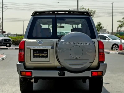 2022 Nissan Patrol Super Safari 4.8L 6 Cylinders Petrol Engine Gold Tan SUV GCC Specs