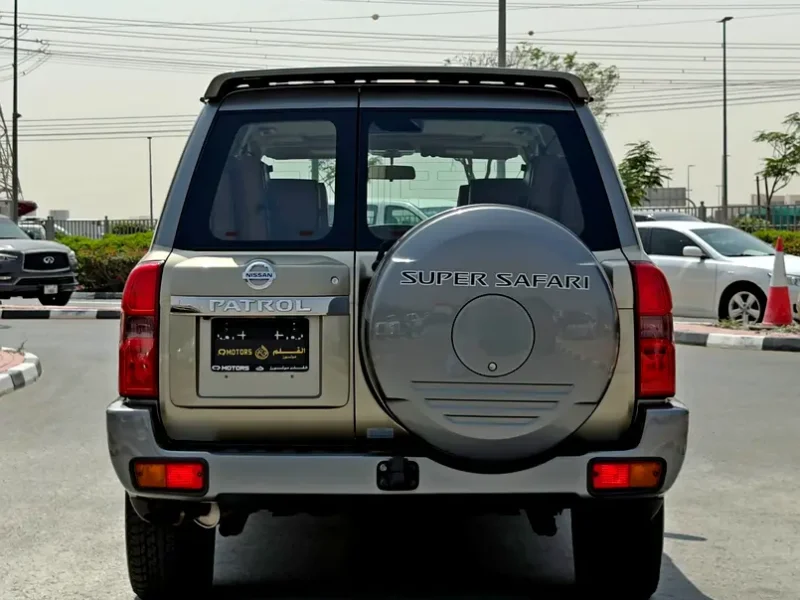 2022 Nissan Patrol Super Safari 4.8L 6 Cylinders Petrol Engine Gold Tan SUV GCC Specs