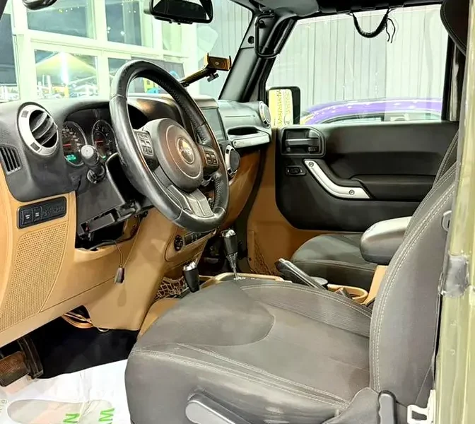 2016 Jeep Wrangler Rubicon 6 Cylinders Petrol Engine Green Black Crossover GCC Specs